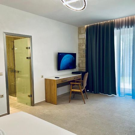 Lili Hotel Gazi المظهر الخارجي الصورة
